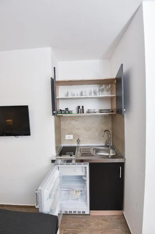 Old Town Rooms 1 Pula Apartment
